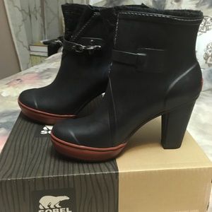 Sorel Medina Rain Booties Size 8